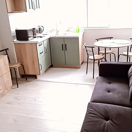 за гости ивая запад *