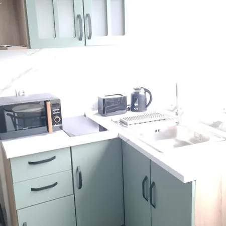 за гости ивая запад *