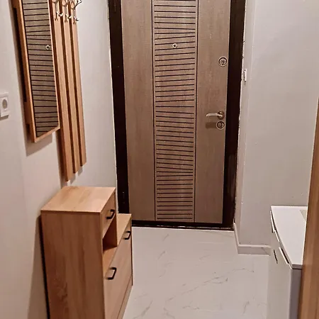 за гости ивая запад *