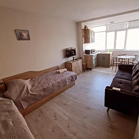 за гости ивая запад *