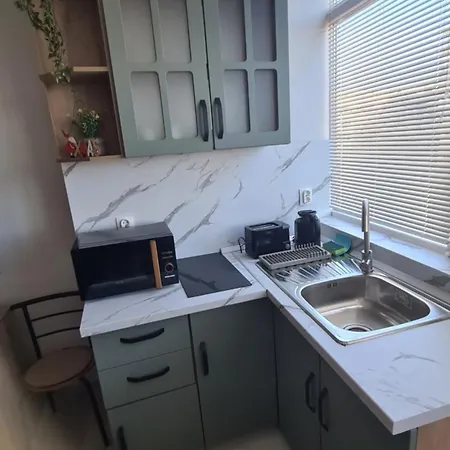 за гости ивая запад Апартаменты