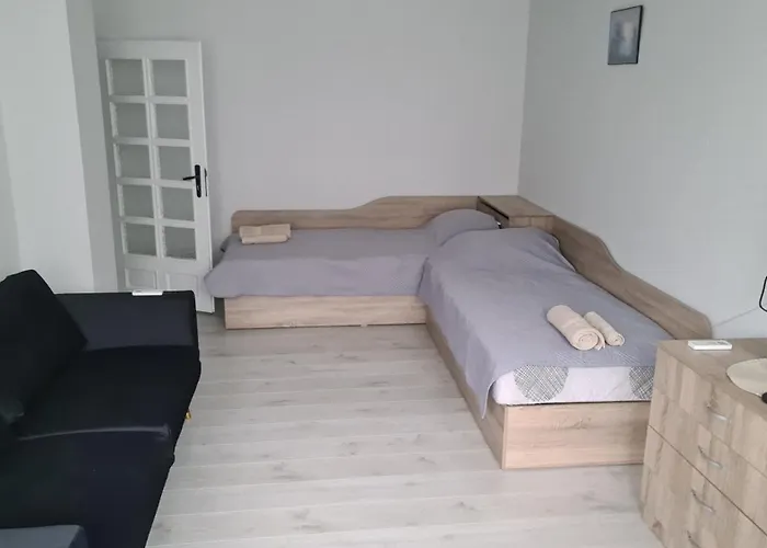 за гости ивая запад 公寓 卡赞勒克