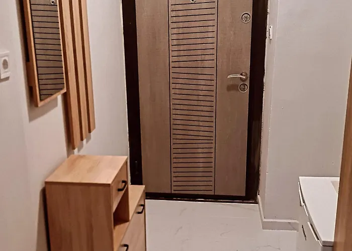 за гости ивая запад *