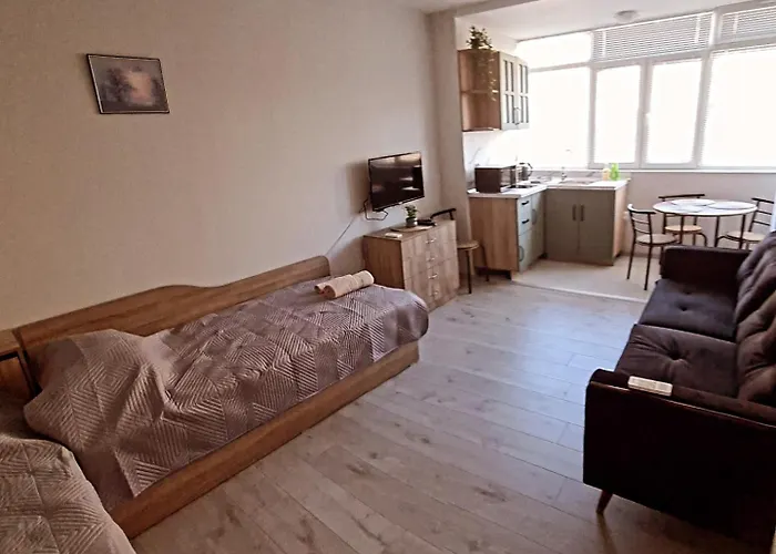 за гости ивая запад *